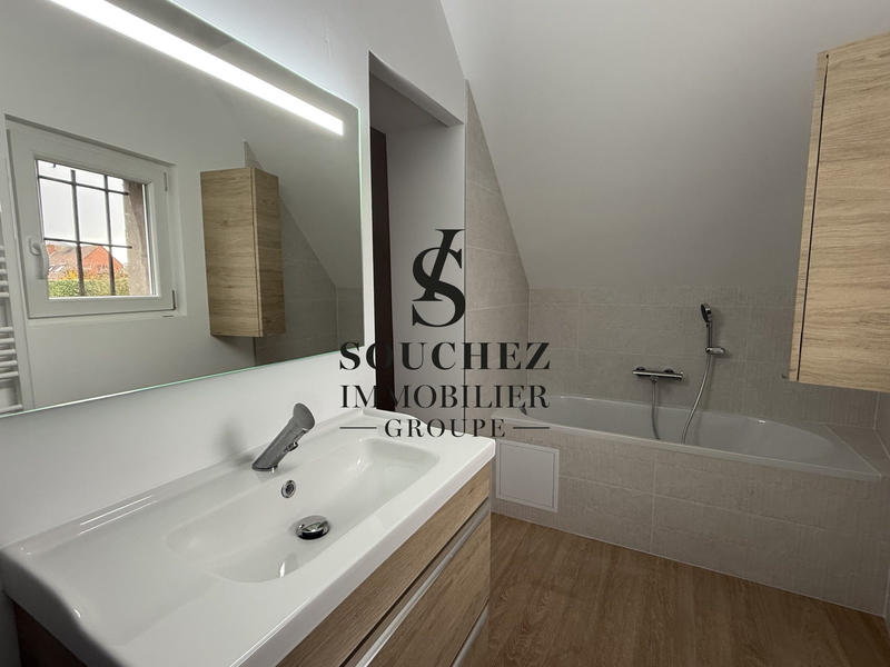 Maison - 121 m² - 5 pièces