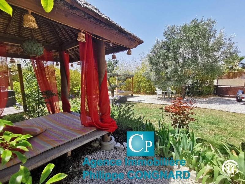 Maison - 270 m² - 8 pièces