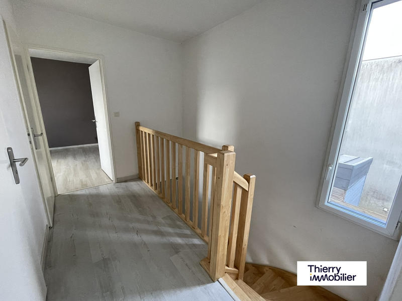 Maison - 90 m² - 4 pièces