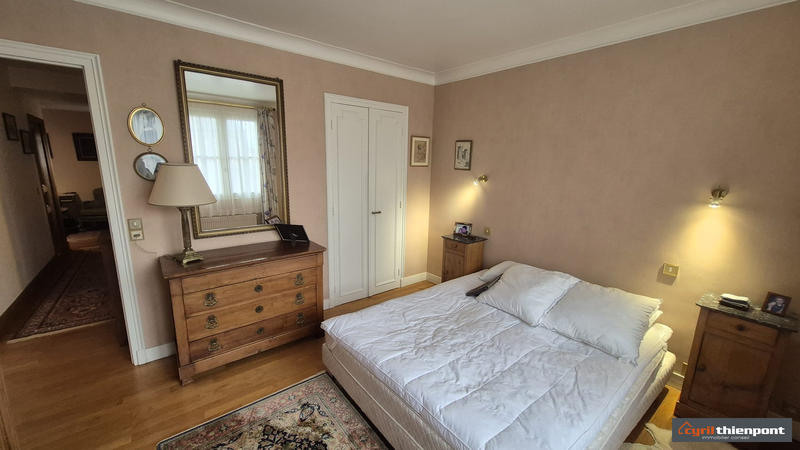 Maison - 170 m² - 6 pièces