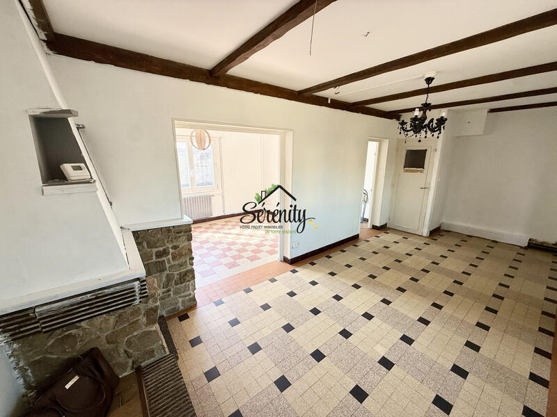 Maison - 90 m² - 6 pièces