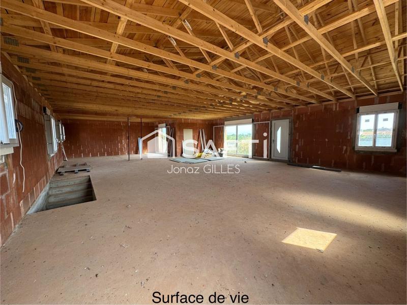 Maison - 138 m² - 5 pièces