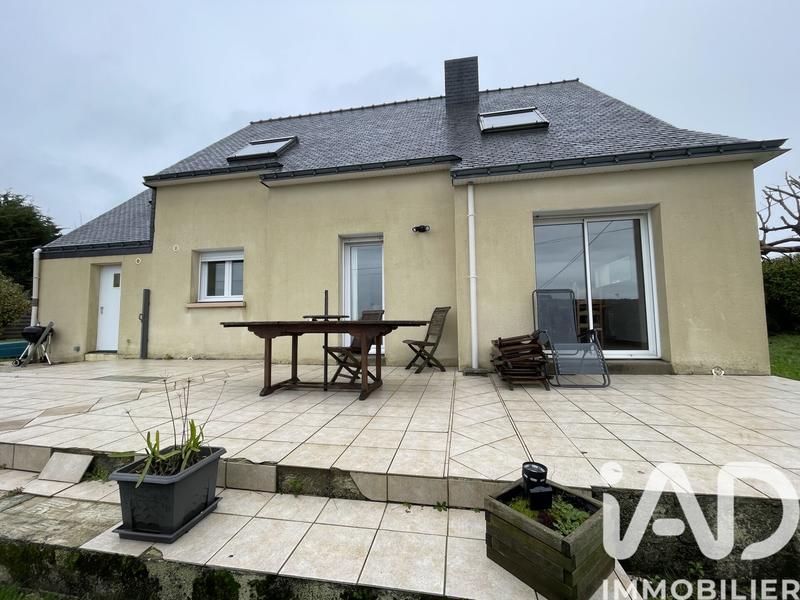 Maison - 91 m² - 5 pièces