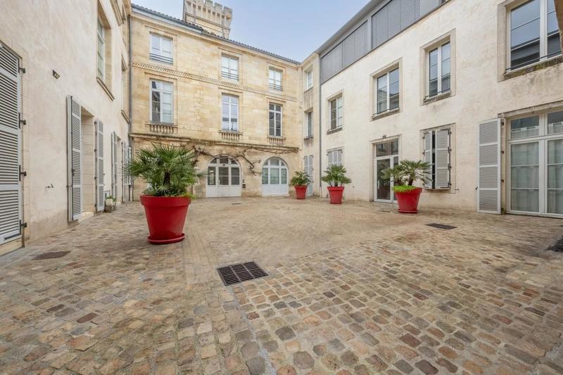 Appartement - 91 m² - 4 pièces