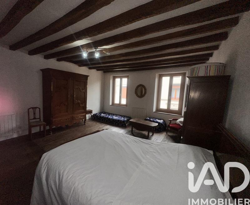 Maison de village - 298 m² - 10 pièces