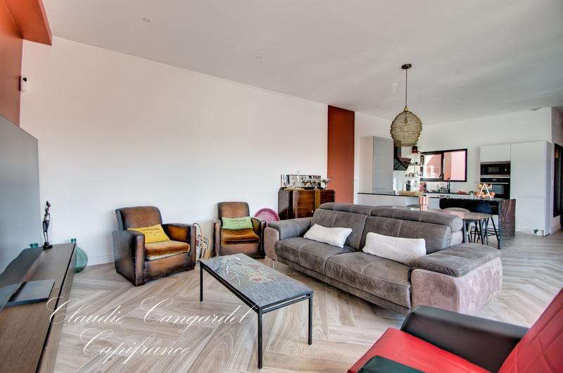 Maison - 137 m² - 6 pièces