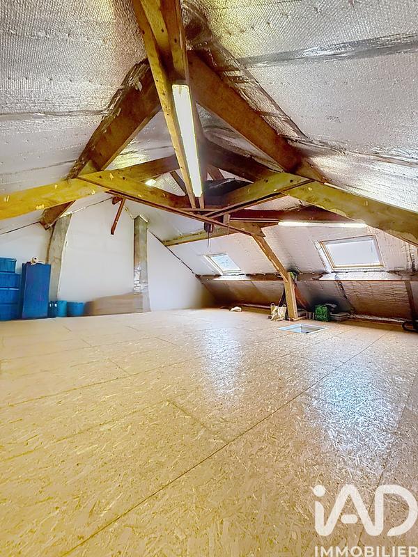 Maison - 161 m² - 8 pièces