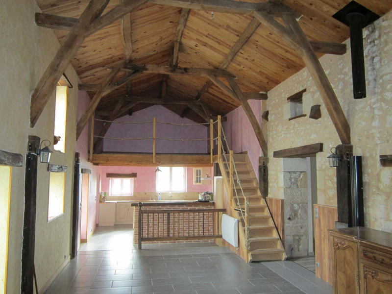 Maison - 330 m² - 12 pièces