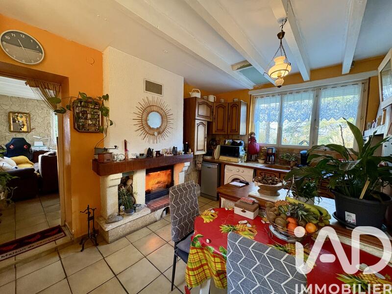 Maison - 100 m² - 4 pièces