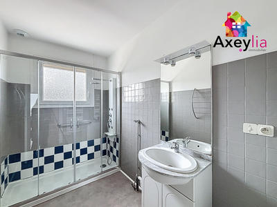 Maison - 114 m² - 6 pièces