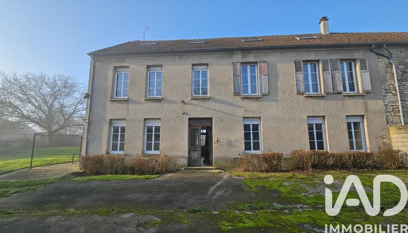 Maison de village - 254 m² - 10 pièces