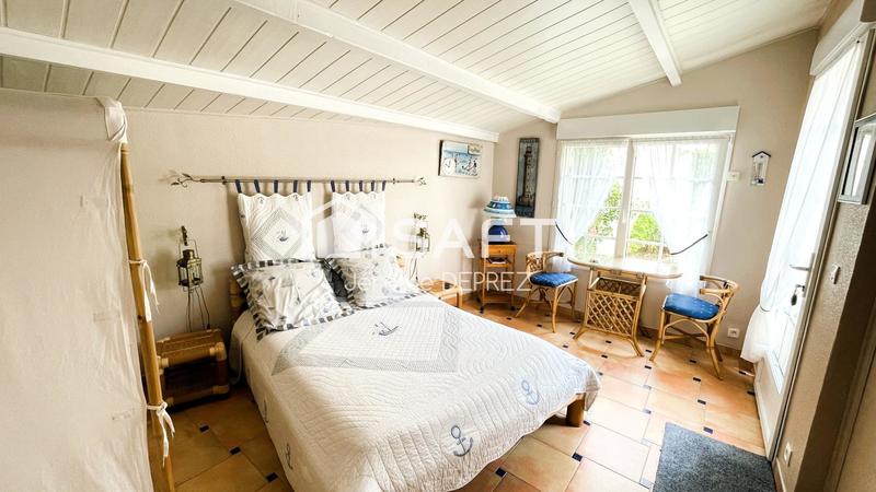 Maison - 244 m² - 11 pièces