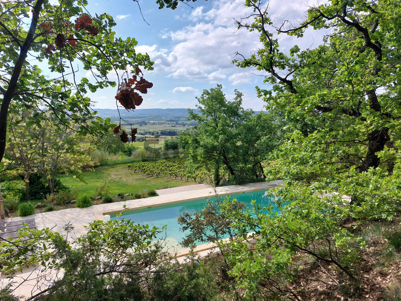 Mas - 302 m² - 11 pièces