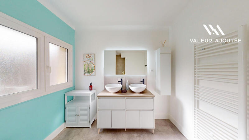 Maison - 107 m² - 6 pièces