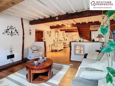 Maison de village - 238 m² - 9 pièces