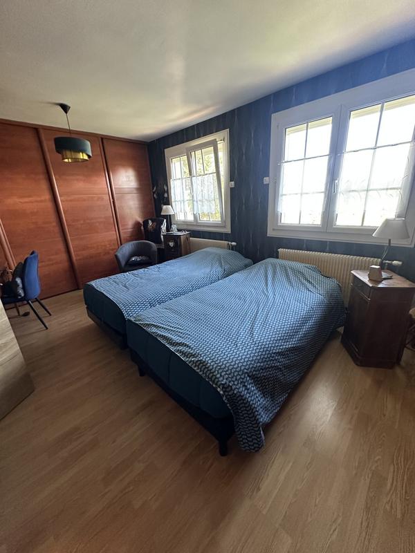 Maison - 185 m² - 6 pièces