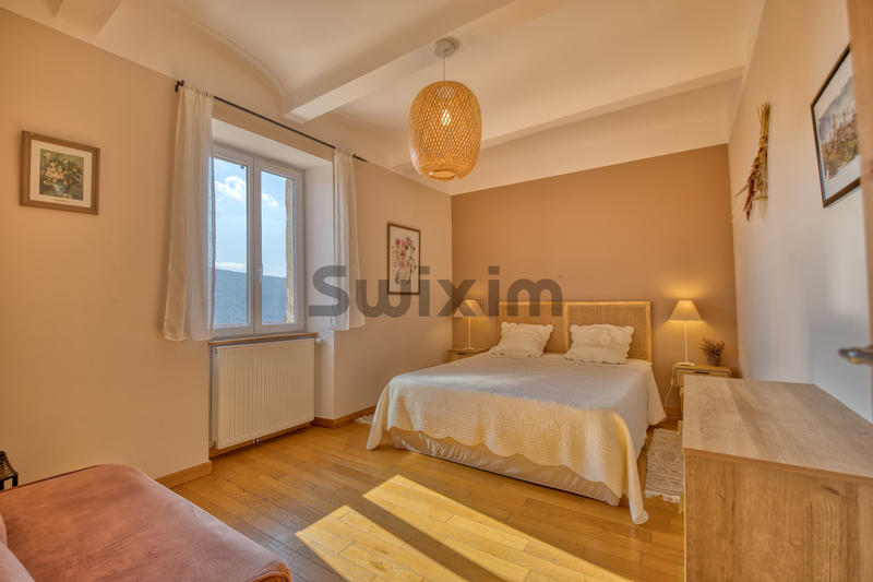 Mas - 189 m² - 7 pièces