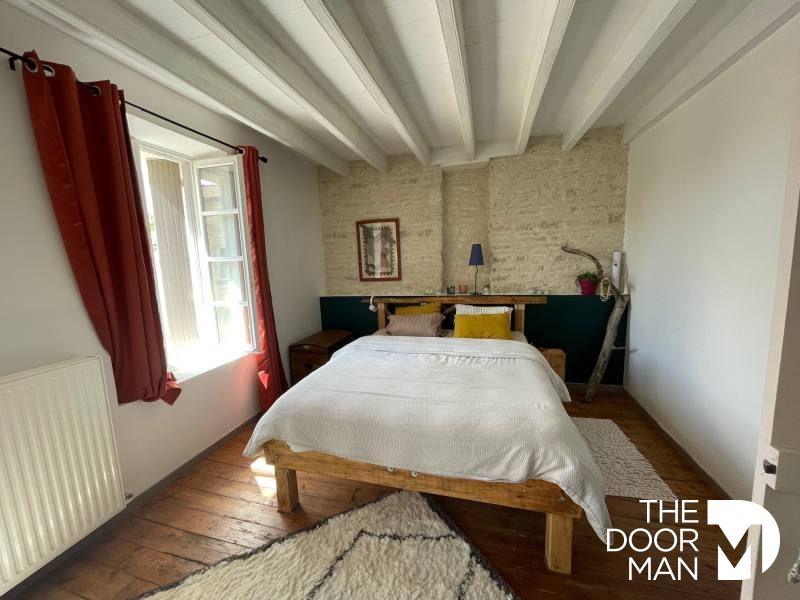 Maison en pierre - 246 m² - 10 pièces