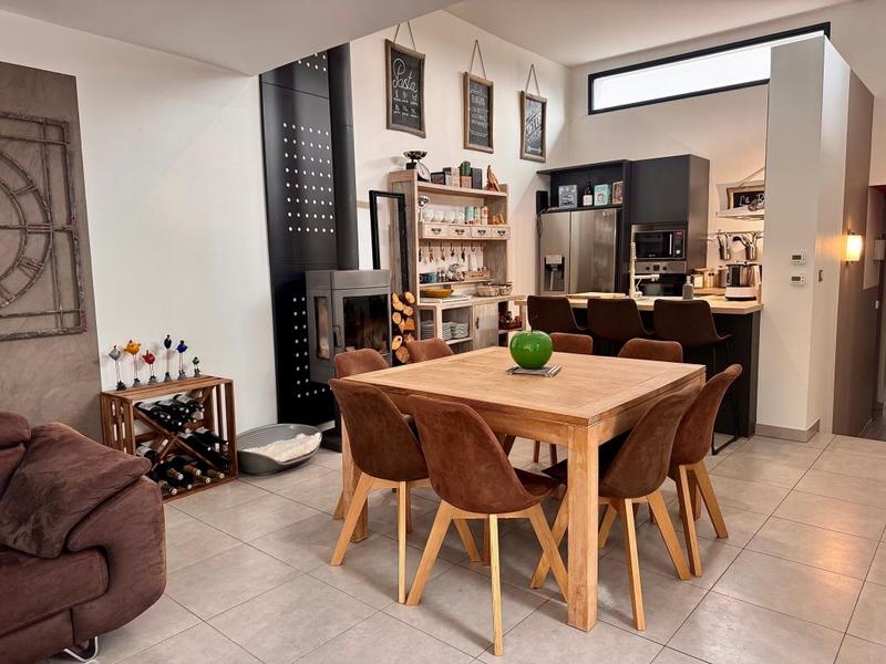 Maison - 107 m² - 4 pièces