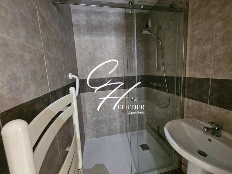 Appartement - 110 m² - 5 pièces