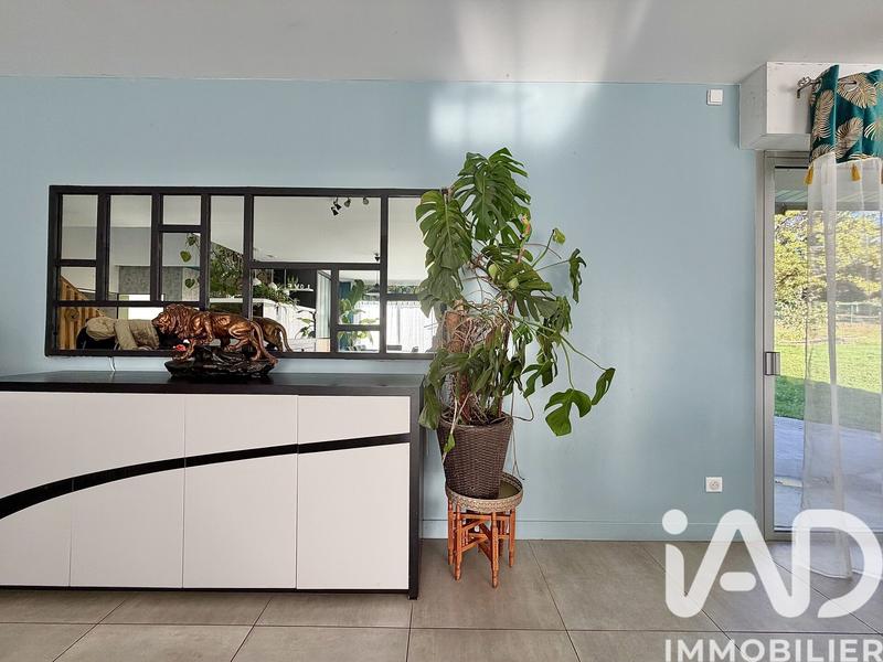 Maison - 217 m² - 8 pièces