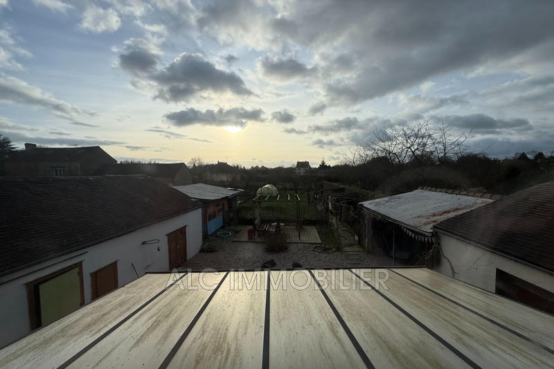 Maison - 137 m² - 2 pièces