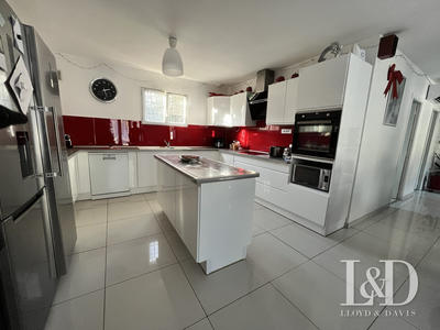 Maison contemporaine - 130 m² - 5 pièces