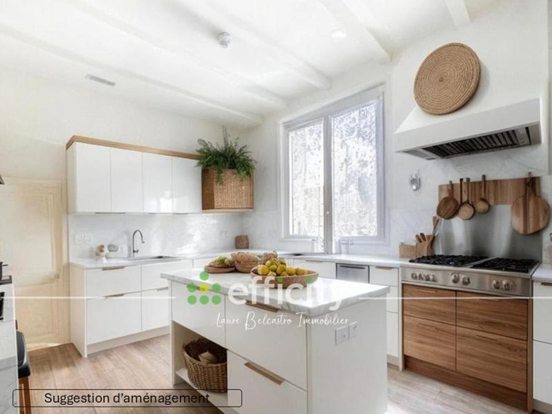 Pavillon - 145 m² - 6 pièces