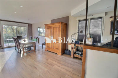 Maison - 101 m² - 5 pièces