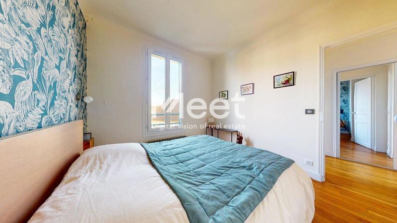 Maison - 94 m² - 5 pièces