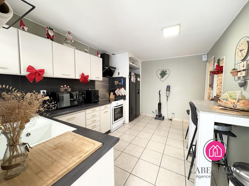 Maison traditionnelle - 84 m² - 5 pièces