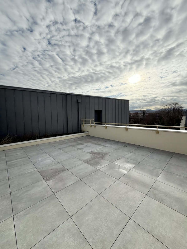 Duplex - 84 m² - 4 pièces