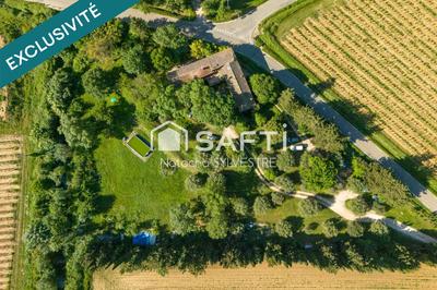 Maison - 289 m² - 12 pièces