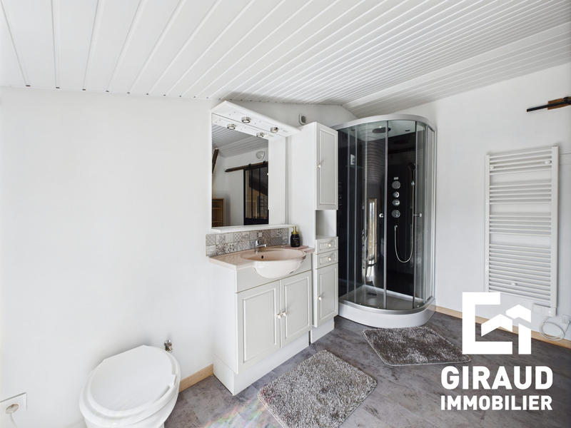 Maison - 127 m² - 7 pièces