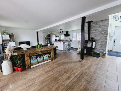 Maison - 190 m² - 6 pièces