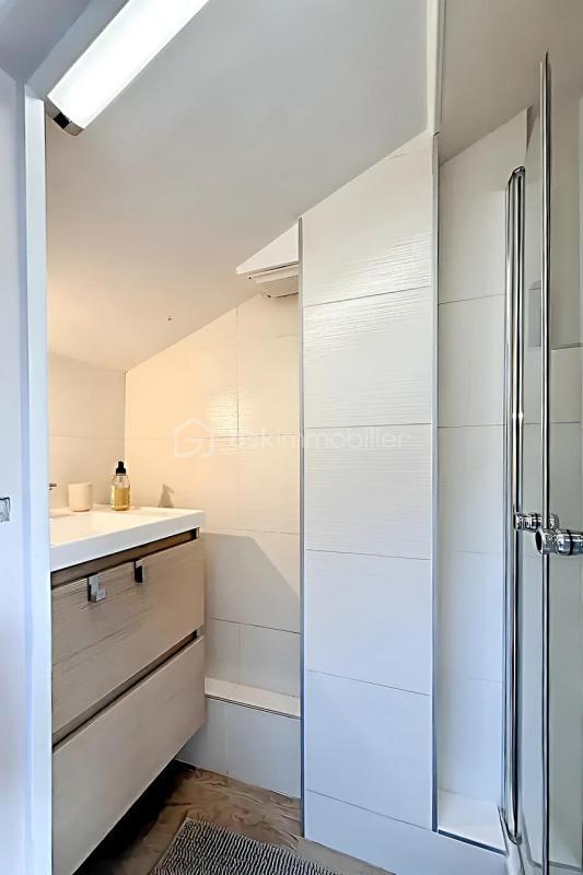Propriété - 96 m² - 5 pièces