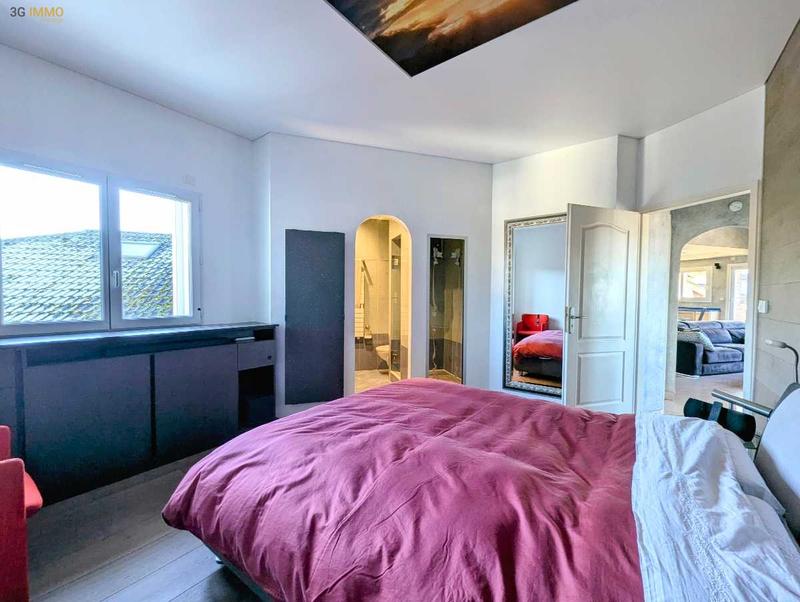 Appartement - 96 m² - 3 pièces