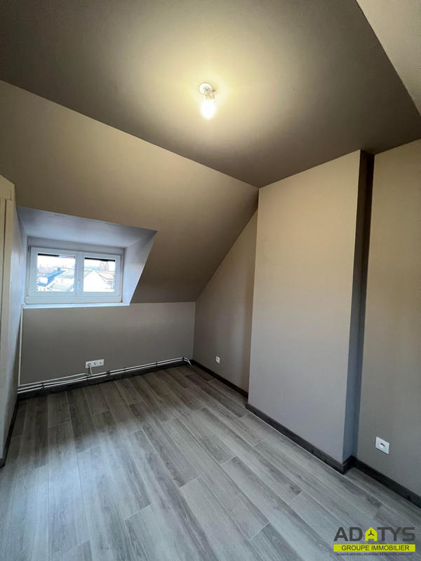 Maison - 80 m² - 4 pièces