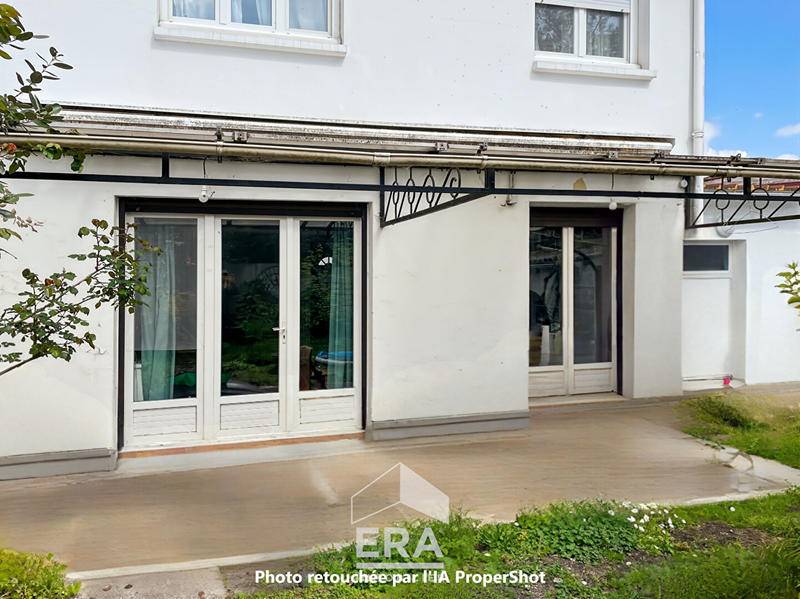 Maison - 92 m² - 5 pièces