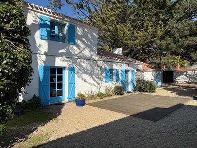 Maison - 142 m² - 6 pièces