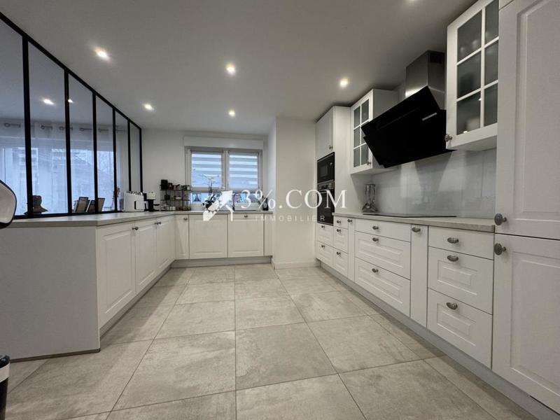 Maison - 150 m² - 7 pièces