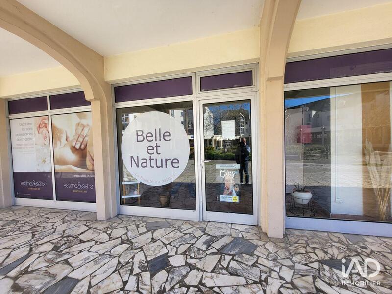 Local commercial - 83 m²