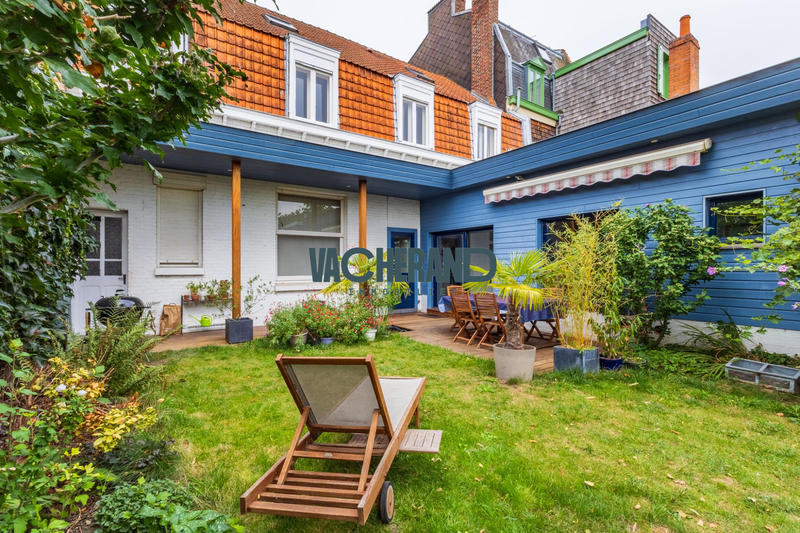 Maison ancienne - 200 m² - 7 pièces