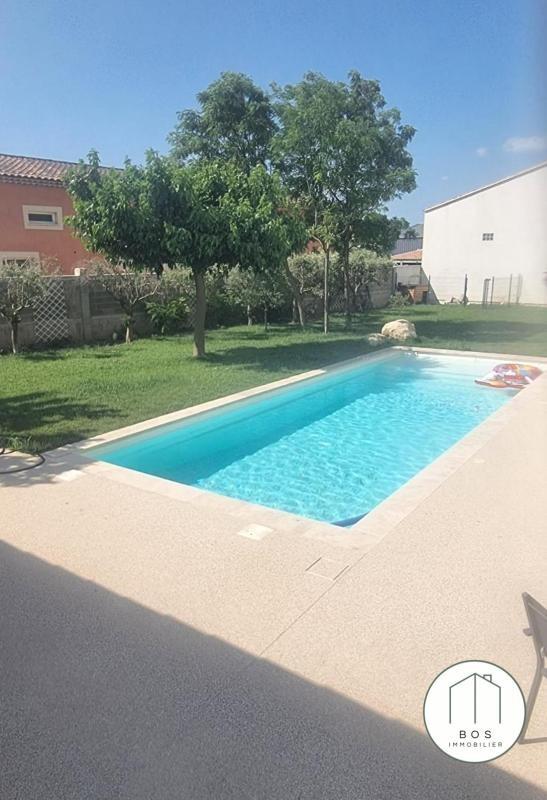 Villa - 212 m² - 6 pièces