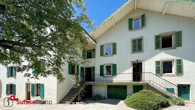 Maison - 373 m² - 12 pièces