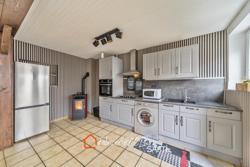 Maison - 140 m² - 6 pièces