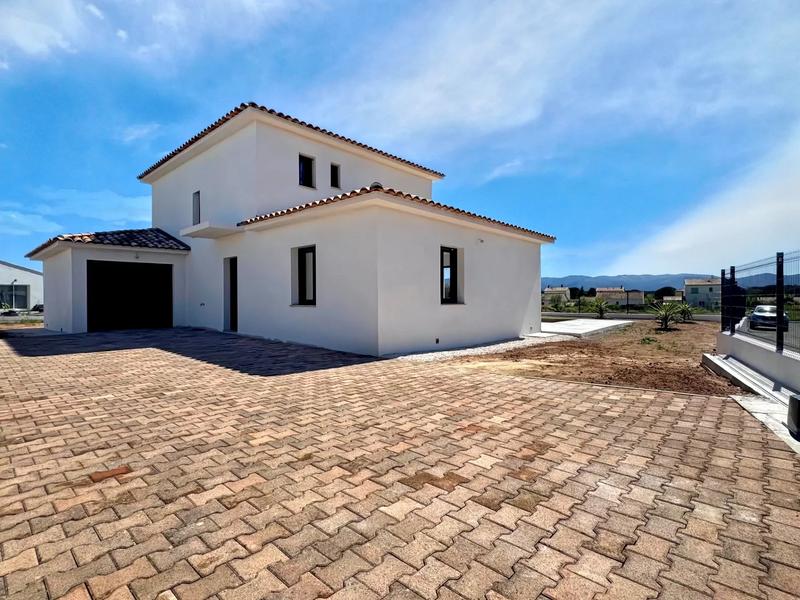 Villa - 135 m² - 5 pièces