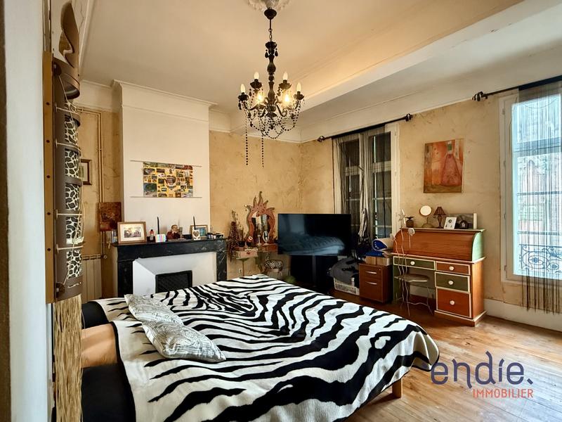 Appartement - 185 m² - 5 pièces