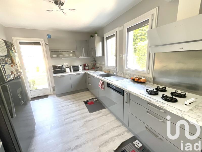 Maison - 172 m² - 8 pièces