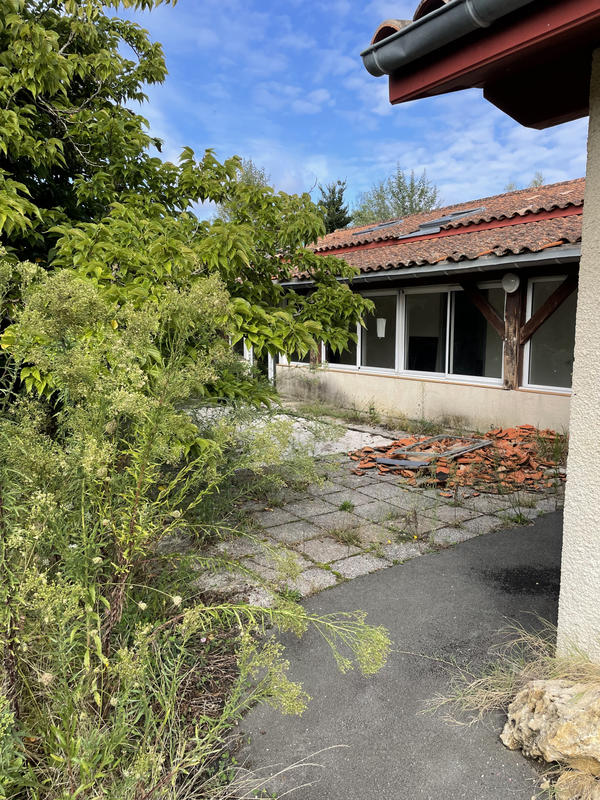 Maison - 500 m² - 1 pièce